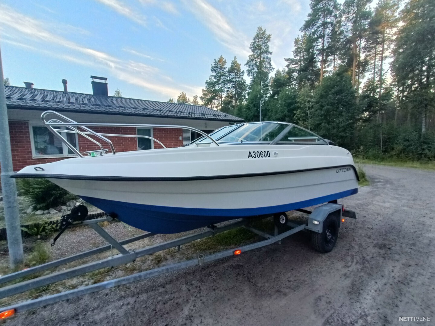 Uttern T Exclusive Motor Boat Pieks M Ki Nettivene