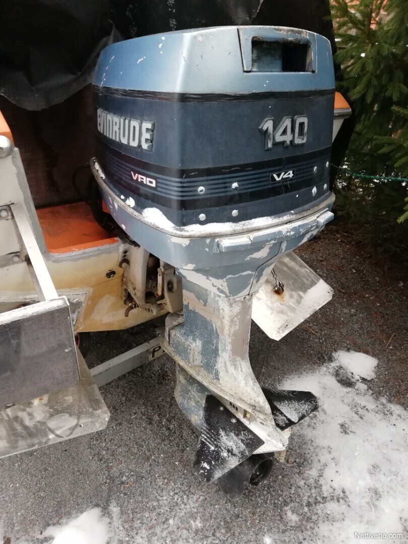 Evinrude 140 V4 VRO engine 1986 - Siilinjärvi - Nettivene