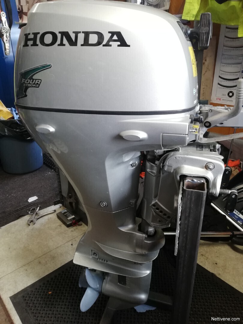 Мотор honda bf20