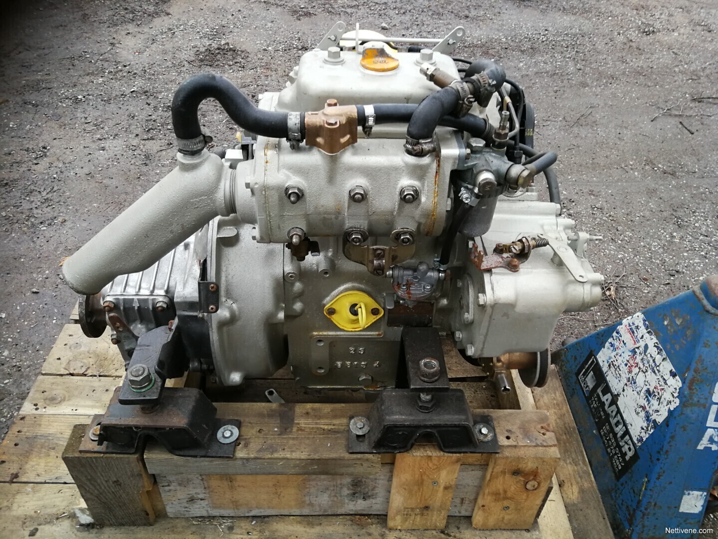 Yanmar 2QM15 moottori Nettivene