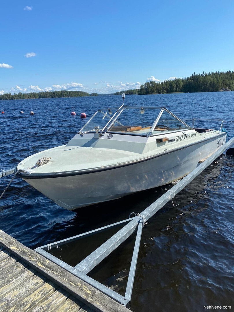 Coronet DC21 5.0 V8 motor boat 1968 - Savonlinna - Nettivene