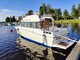 Bayliner 2450 command bridge