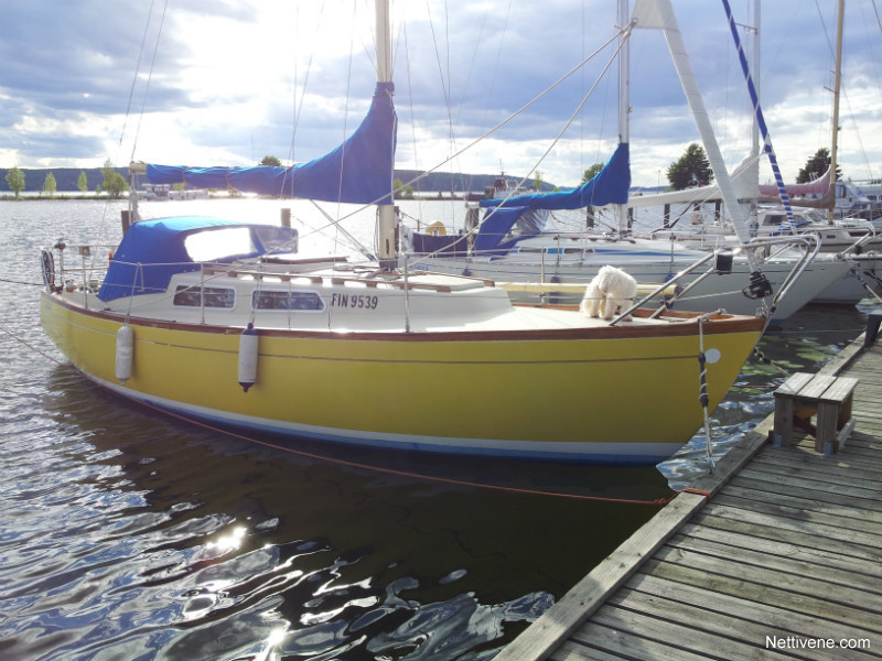 tur 80 sailboat