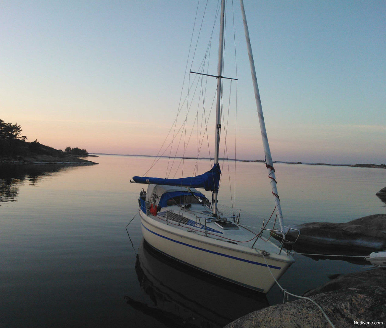 Maxi Fenix Dinette sailing boat 1983 - Turku - Nettivene