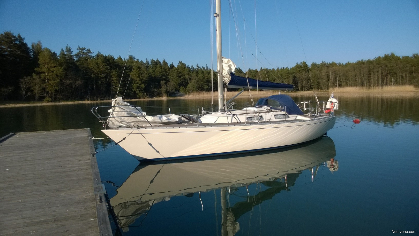 omega 34 sailboat data