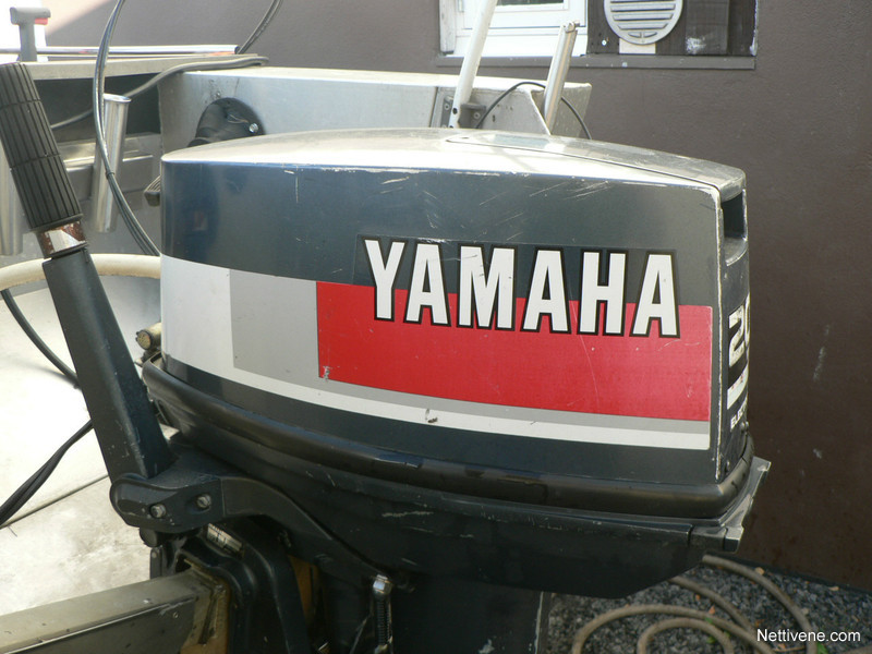 Лодочный мотор yamaha 20cm