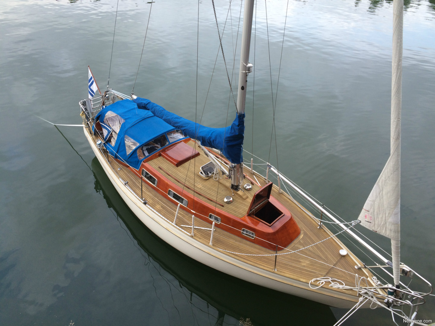 vindo 32 sailboat