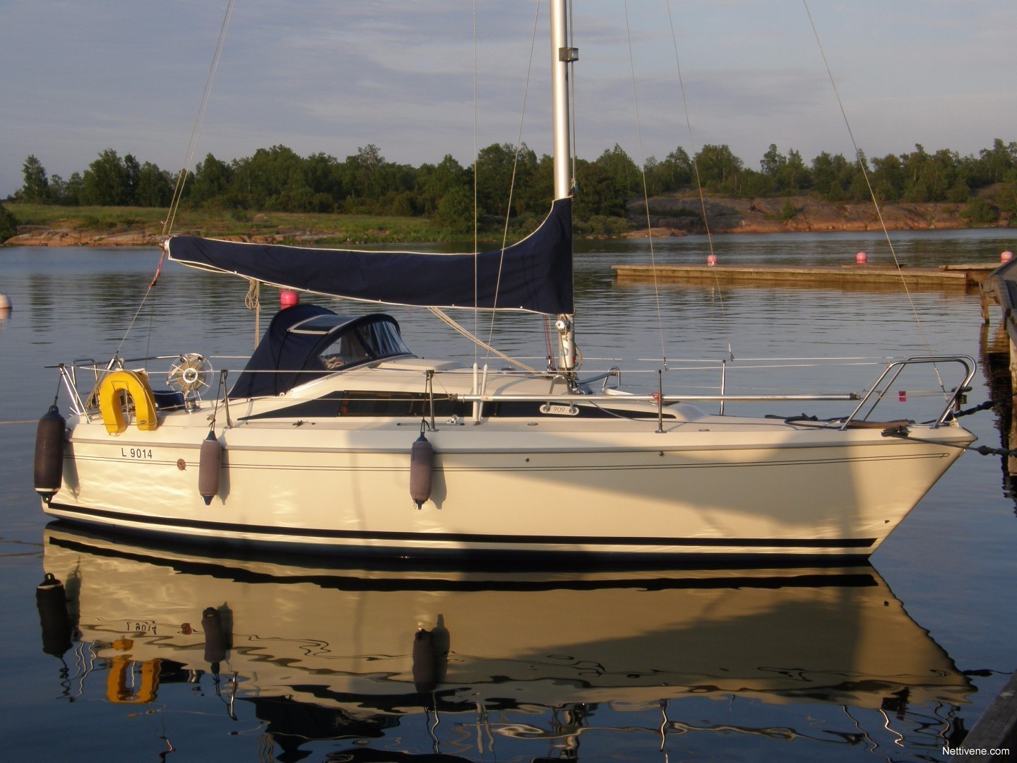 maxi fenix sailboat