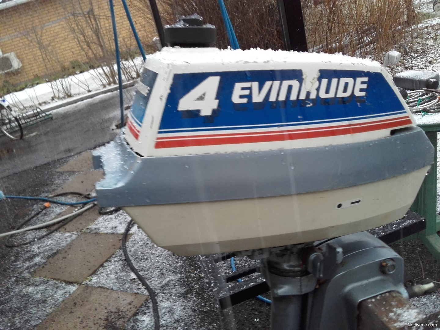 evinrude yachtwin 4hp