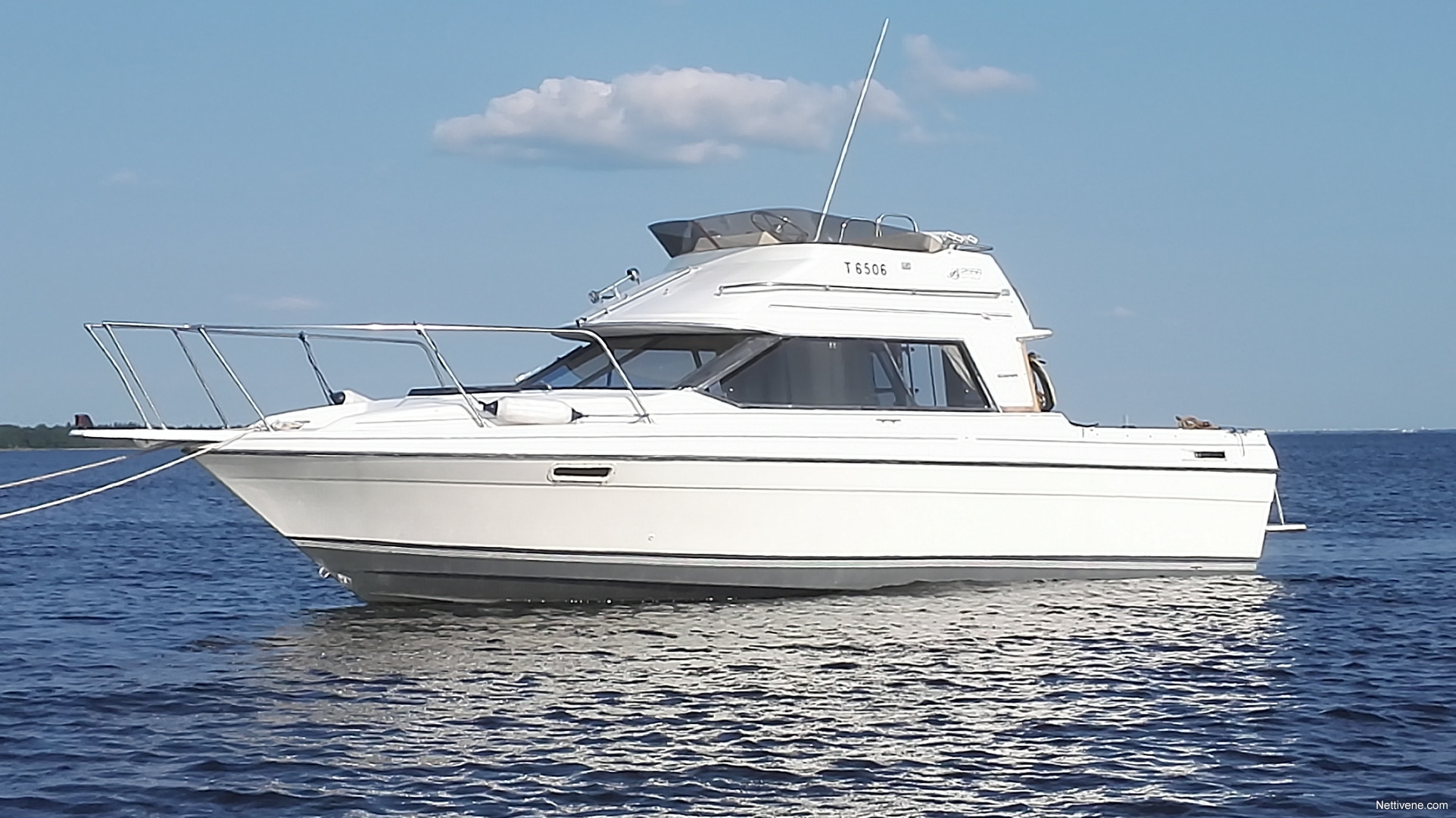 Bayliner 2556 Flybridge kone -08 motor boat 1990 - Oulu - Nettivene