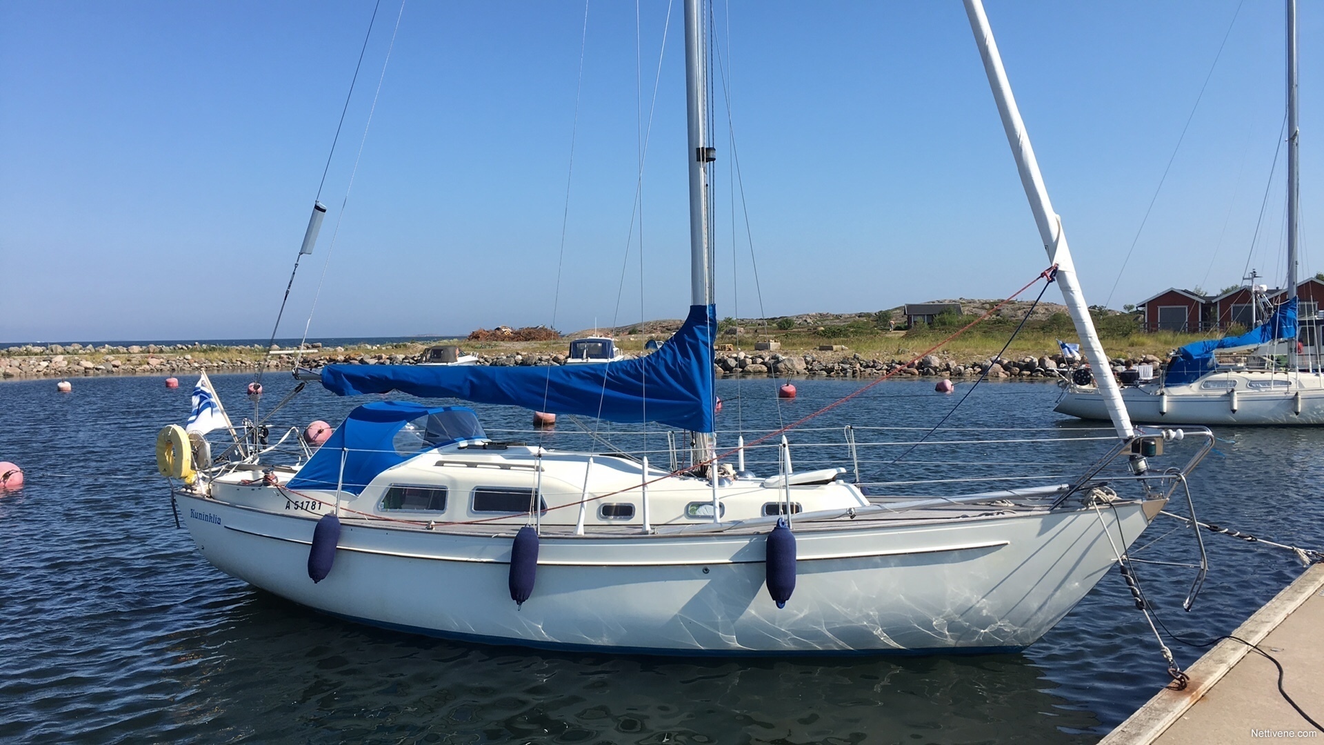 amigo 33 sailboat