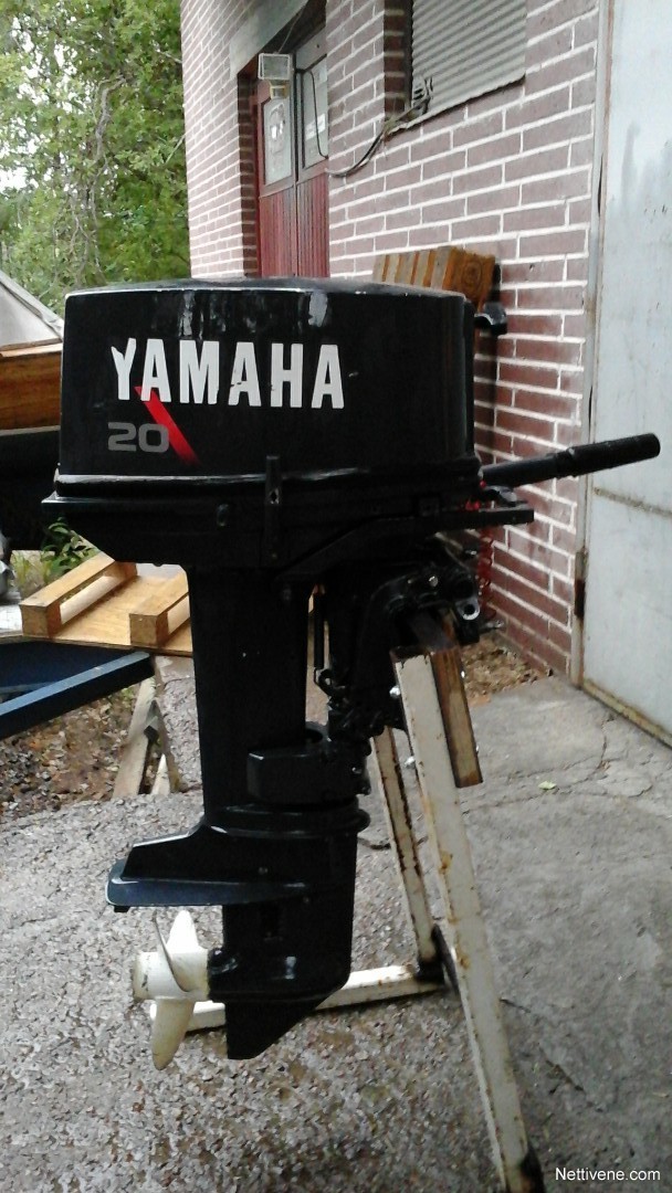 Лодочный мотор yamaha 20cm