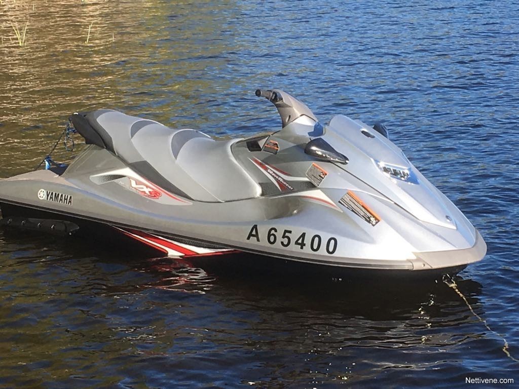 Yamaha VXR 1800 Ajettu 15h vesijetti 2014 Espoo Nettivene