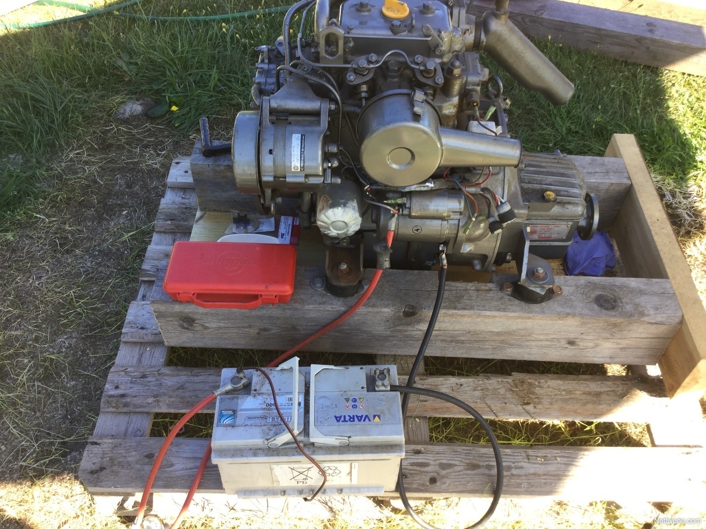 Yanmar 2QM15 moottori Ii Nettivene
