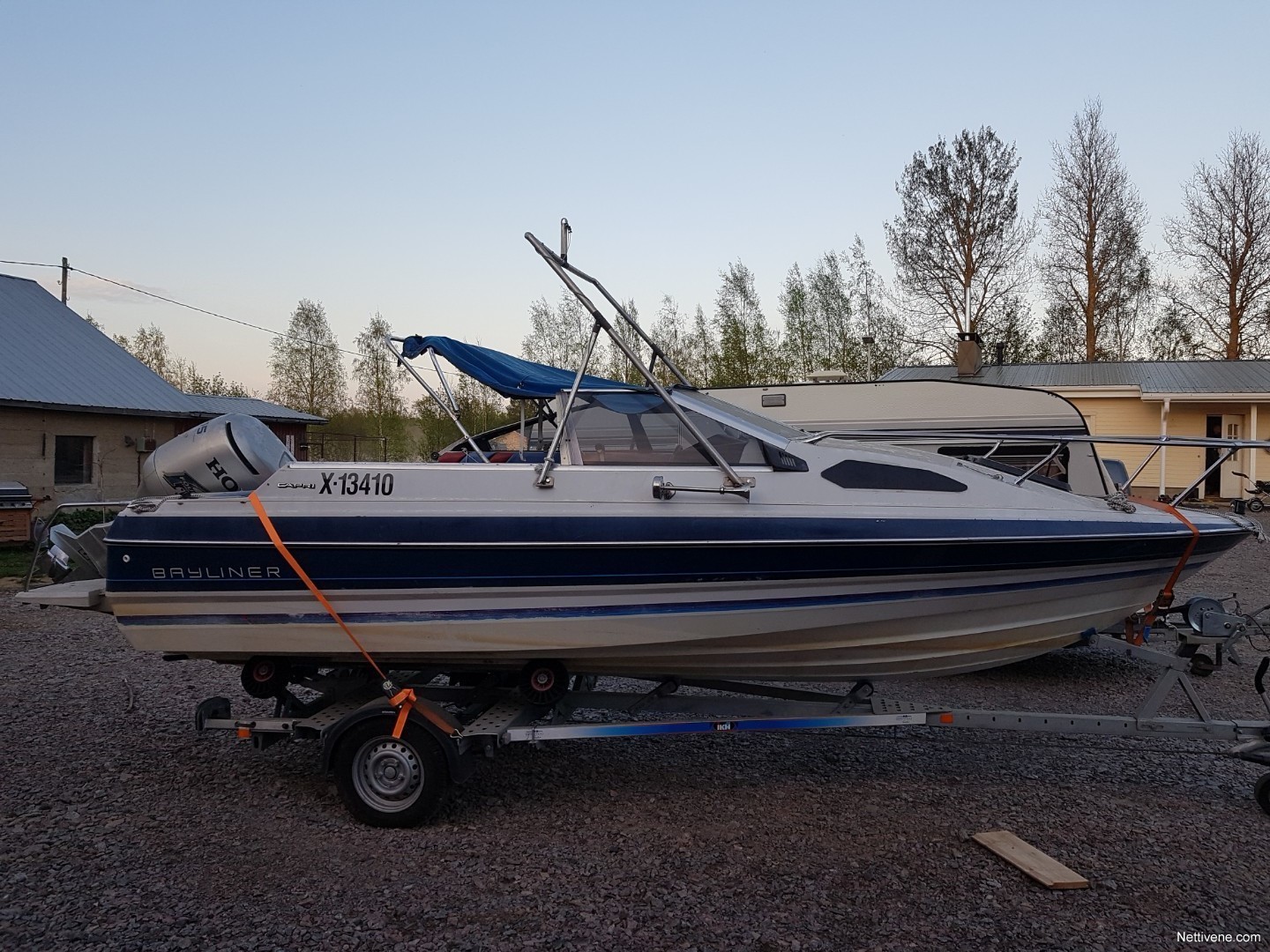 Bayliner Capri Cuddy Honda 115 Trail Motor Boat 1988 Lumijoki
