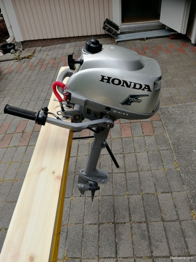 Honda bf2 3